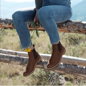 Nisolo Carmen Chelsea Brown Boots Women’s Size 11 Brand New Never Worn